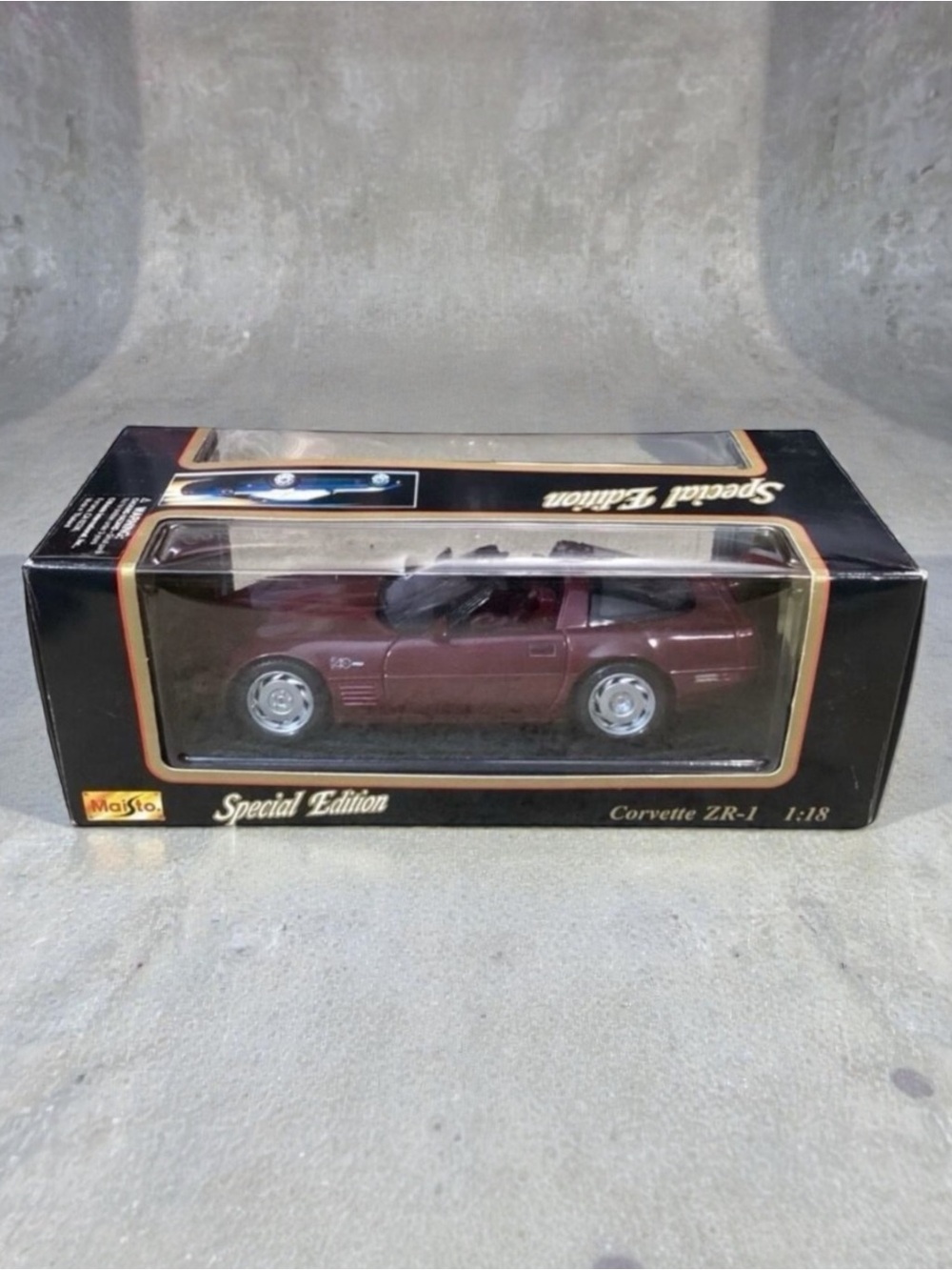 Maisto Special Edition Chevrolet Corvette ZE-1 1992 1:18